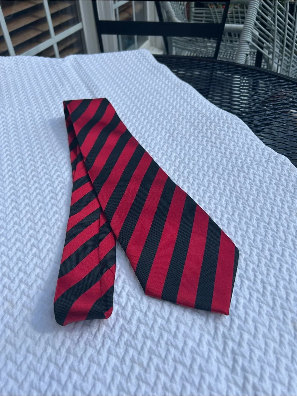 Classic Red and Black Diagonal Stripe Tie